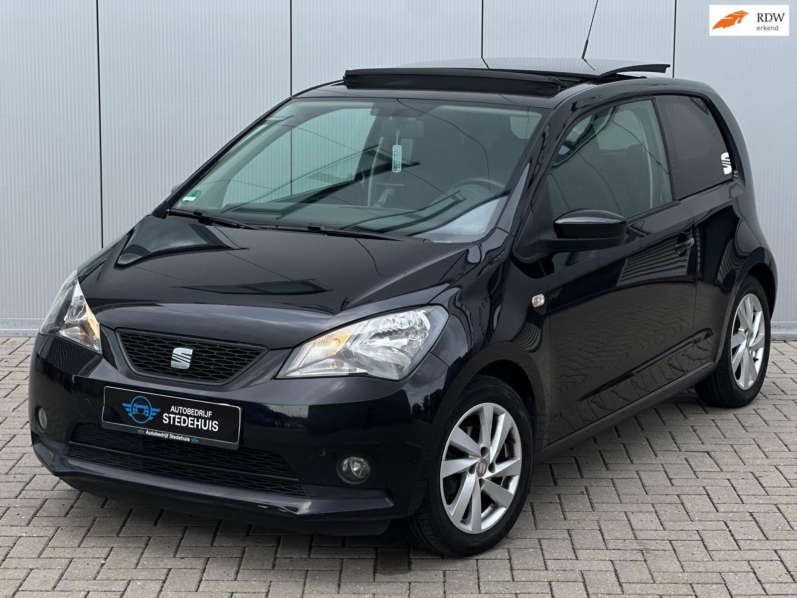 Seat MII 1.0 Style Sport Panoramadak | Navi | Nw APK, Voorwielaandrijving, Euro 5, Stof, 4 stoelen