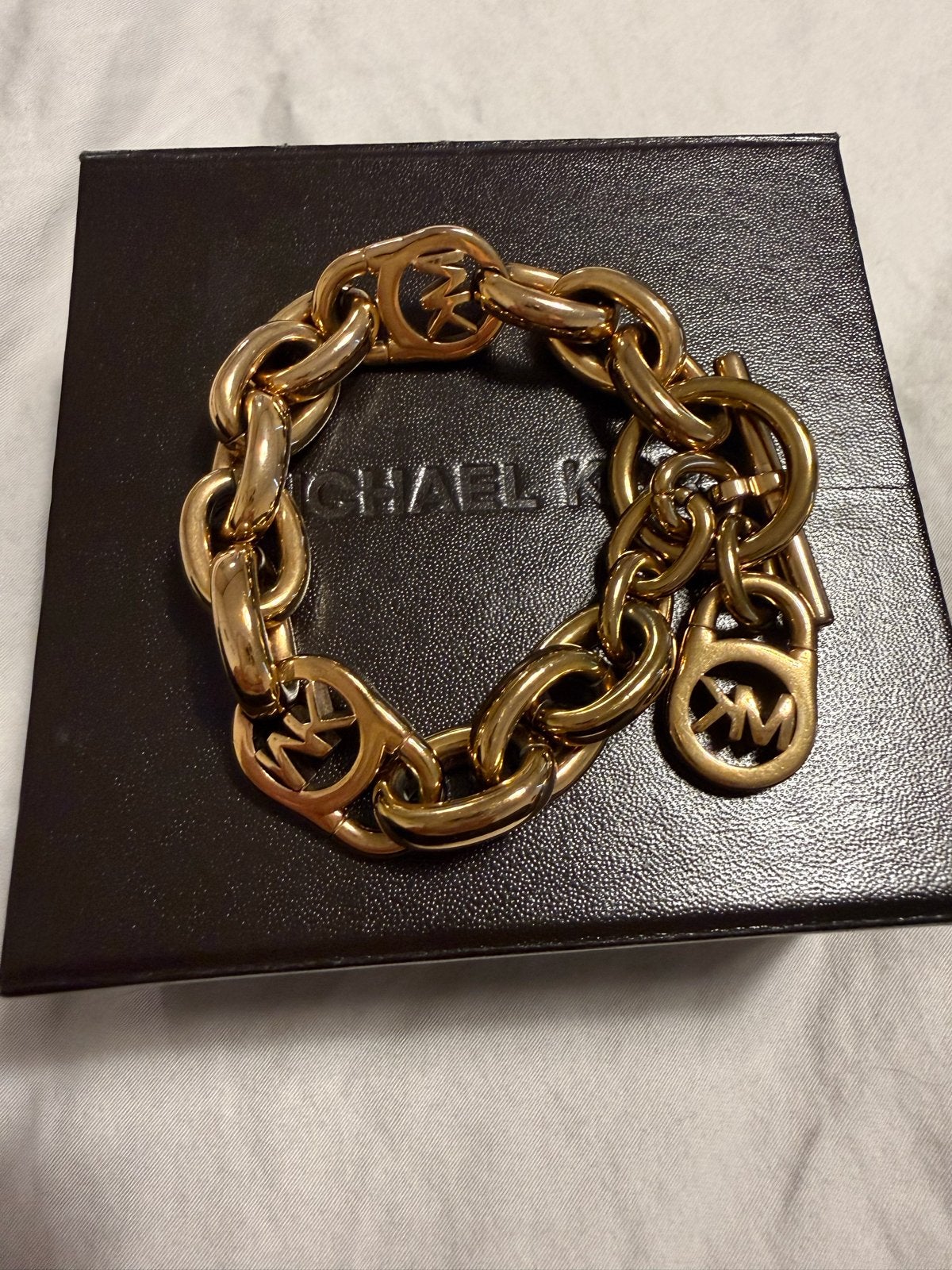 Prachtige Michael Kors Schakelarmband met Logo Rose gold, Sieraden, Tassen en Uiterlijk, Armbanden, Overige materialen, Ophalen of Verzenden