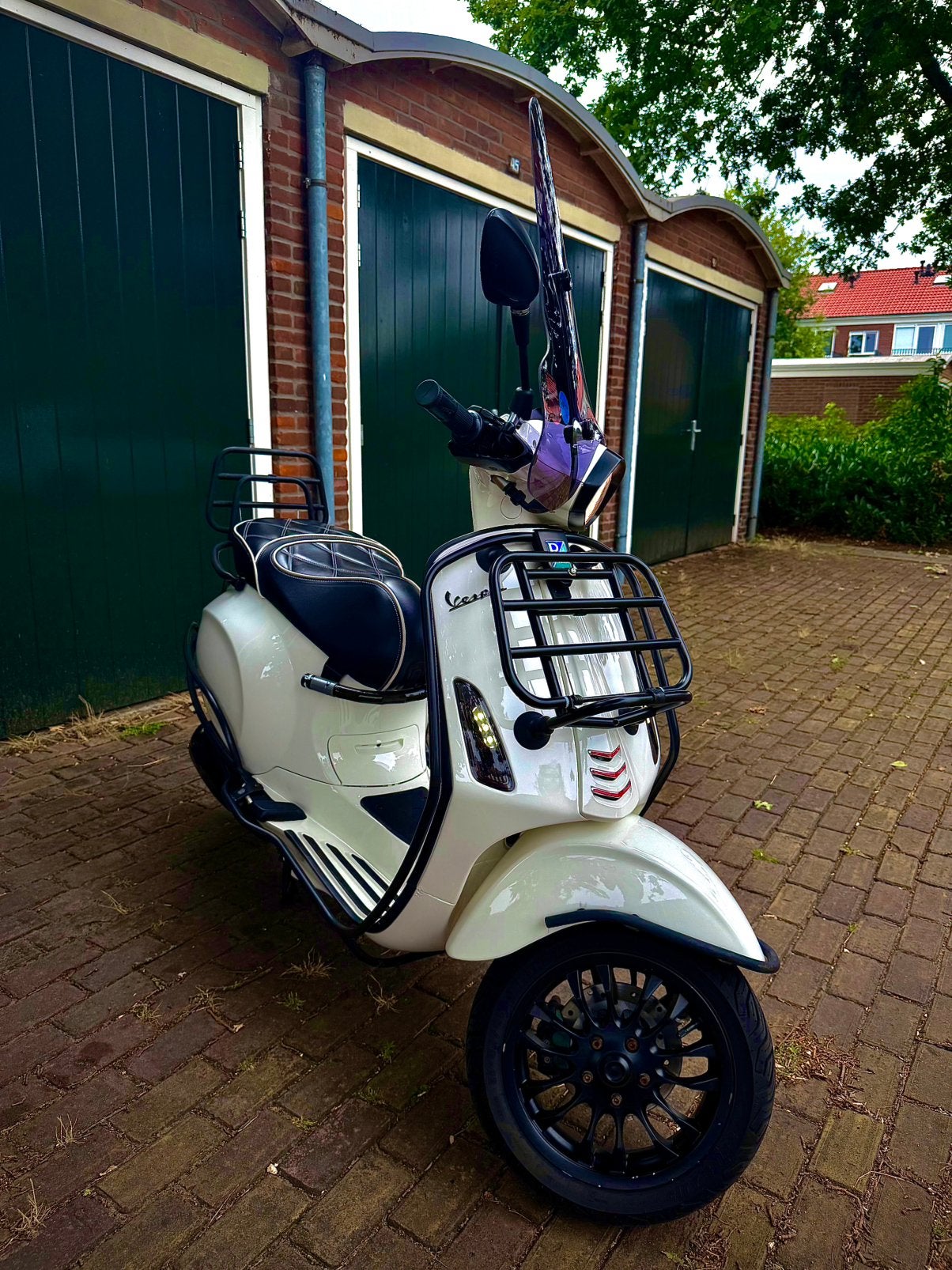 Vespa Sprint 4T 2016 Wit|Full Option| Incl. 2 Helmen+slot, ., Vespa S, Ophalen of Verzenden, Zo goed als nieuw