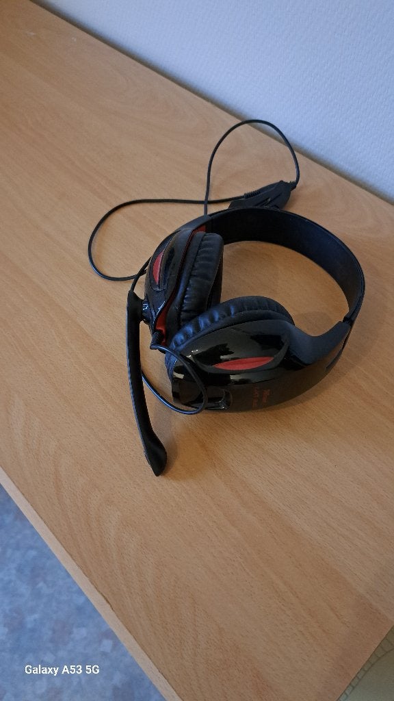 Trust XL Endurance GTX 330 Gaming Headset 2x (GRATIS), Zo goed als nieuw, Over-ear, Zwart, Ophalen