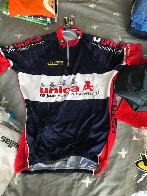 wielrenshirt unica maat 3xl + maat l allebei nieuw speciaal, Overige kleuren, Ophalen of Verzenden, Hardlopen of Fietsen, Maat 56/58 (XL)