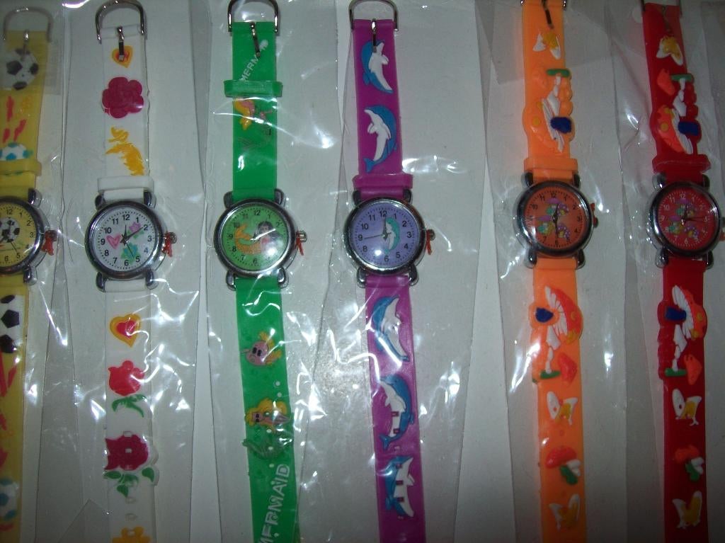 Kinder Horloges Leuke tinten Kleuren 6,50 p.s, Verzenden, Nieuw, Overige kleuren, Horloge
