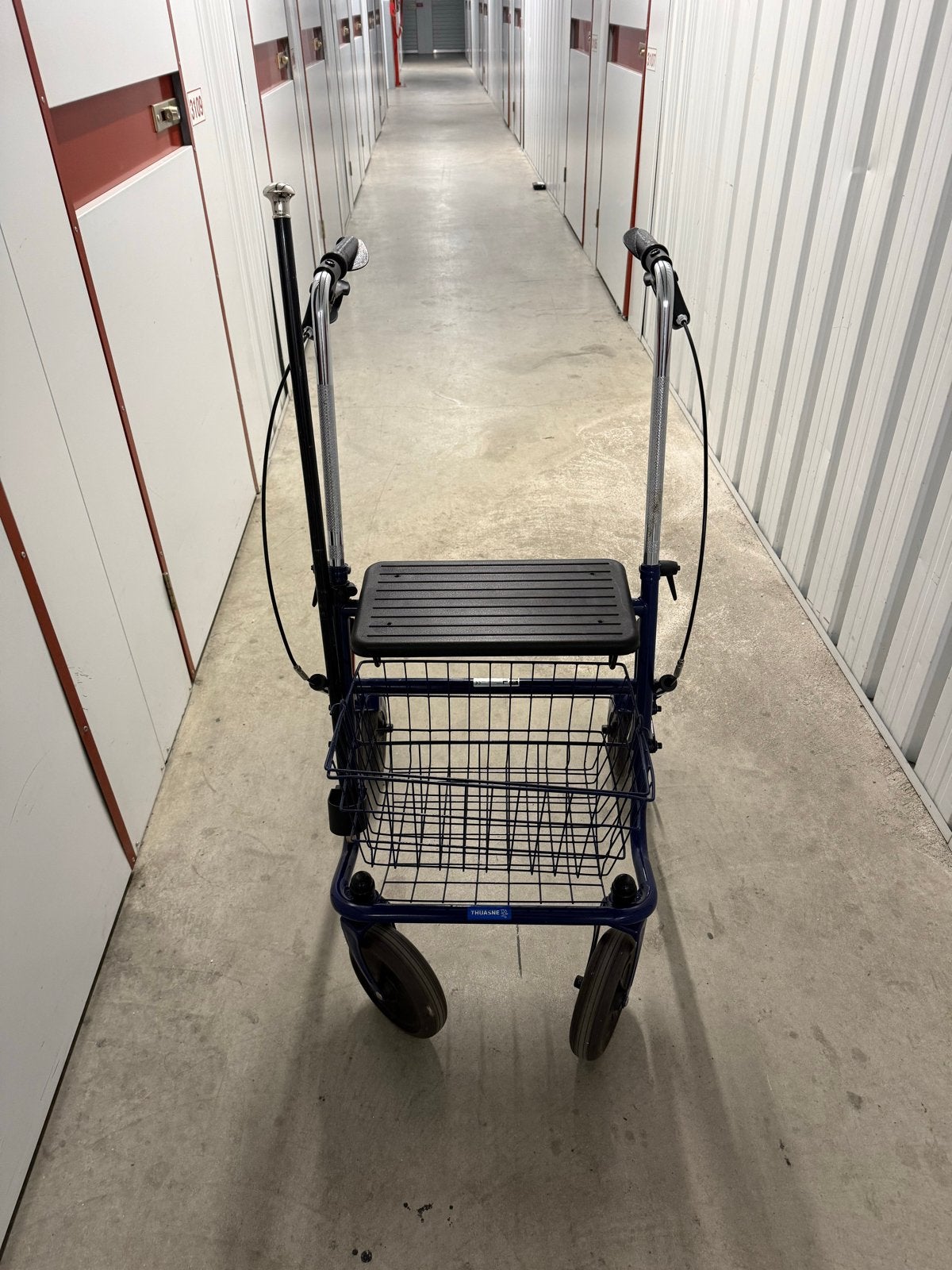Rollator Quatro van Medipoint, Diversen, Ophalen, Lichtgewicht, Zo goed als nieuw
