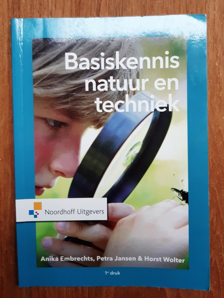 Anika Embrechts - Basiskennis natuur en techniek, Boeken, Wetenschap, Zo goed als nieuw, Natuurwetenschap, Ophalen of Verzenden