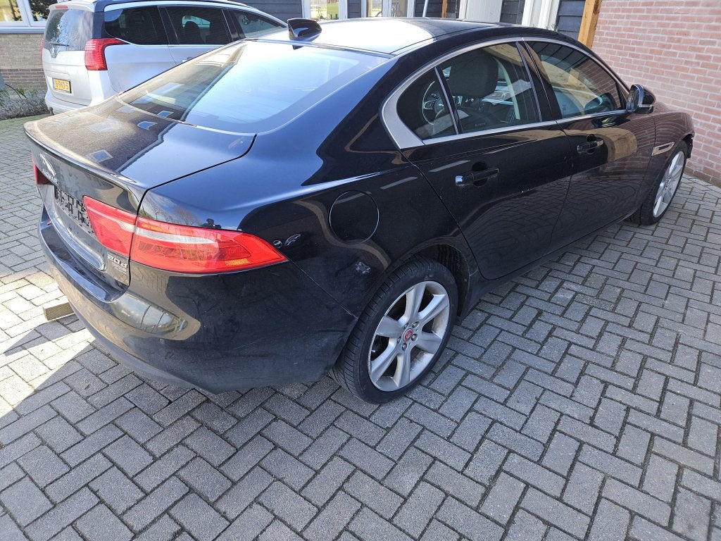 DEUR RECHTS ACHTER JAGUAR XE, Auto-onderdelen, Carrosserie en Plaatwerk, Niet ingevuld, Gebruikt, Deur, Niet ingevuld