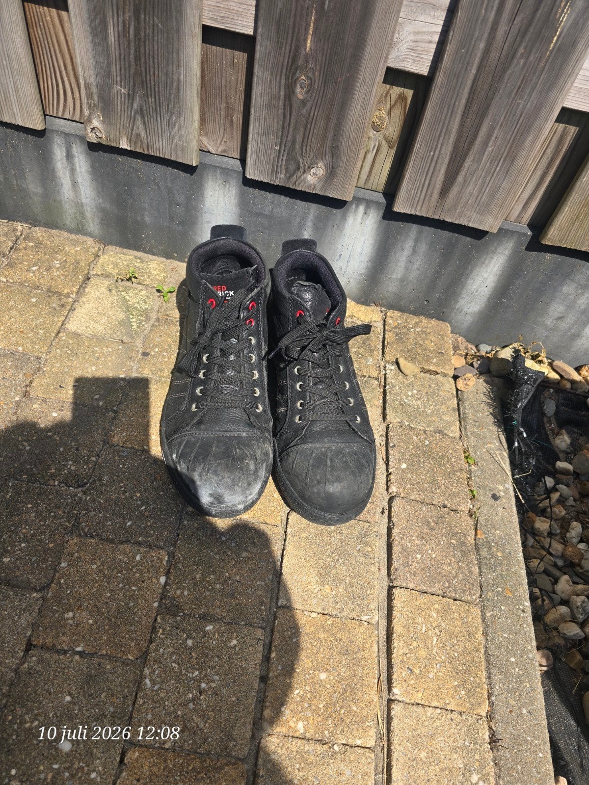 red bricks black red 44 werkschoenen, Ophalen of Verzenden, Zo goed als nieuw, Zwart, Werkschoenen