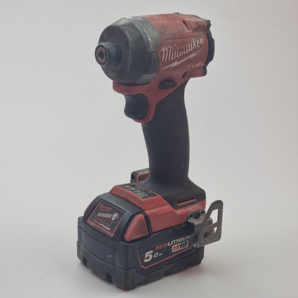 Milwaukee M18 FID3 Slagschroevendraaier | Incl 5.0Ah Accu, Milwaukee, Gebruikt, Support@milwaukee.com, Milwaukee Electric Tool Corporation, 13135 W. 
Lisbon Road, Brookfield, WI 53005
USA