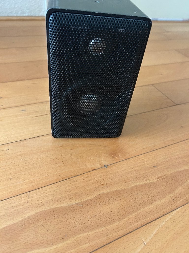 Kleine speaker 100W, Overige merken, Gebruikt, Overige typen, Ophalen of Verzenden
