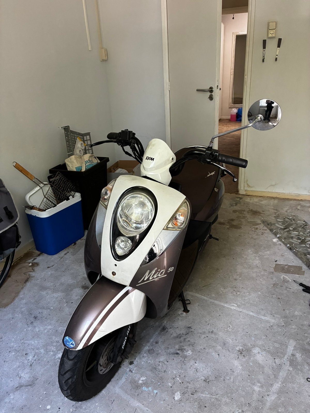 Sym mio LEES BESCHRIJVING, Fietsen en Brommers, Scooters | SYM, Ophalen of Verzenden, Zo goed als nieuw, Benzine, Mio