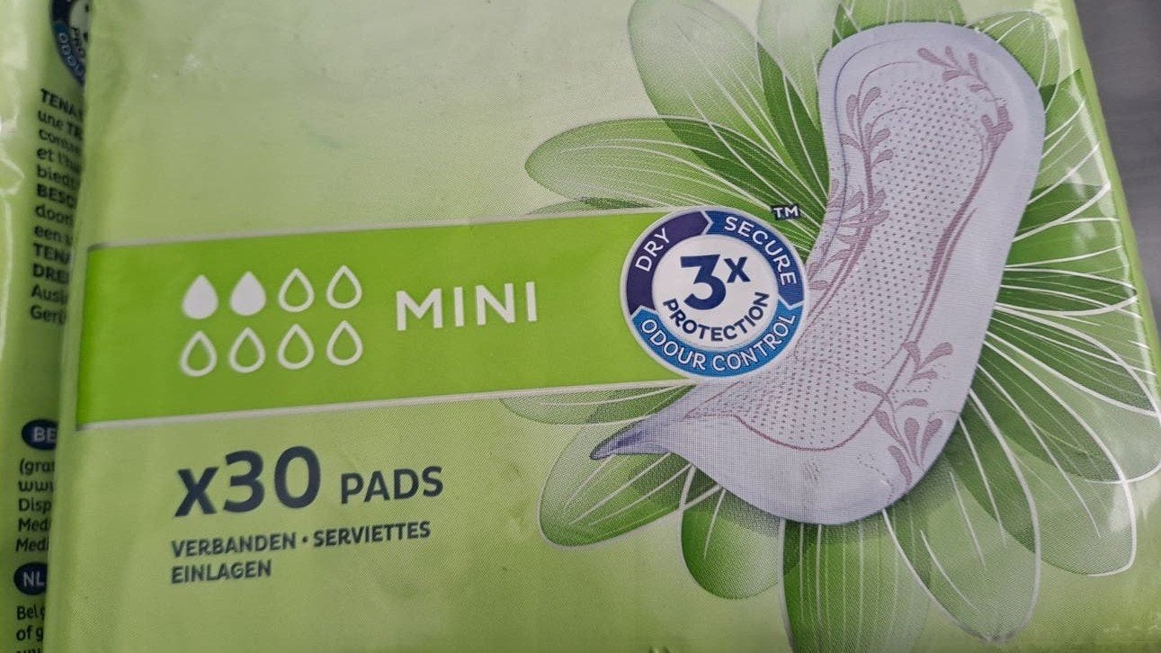 2x Tena discreet mini/mini Plus, Onbekend, Nieuw, Ophalen of Verzenden, Onbekend