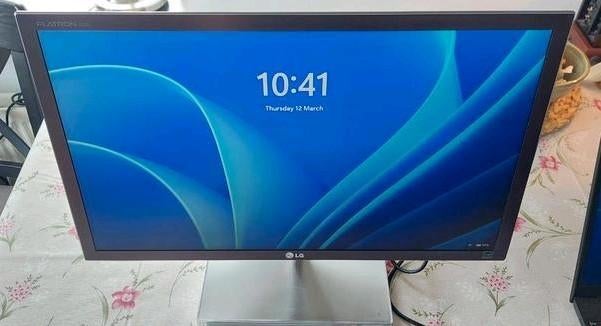 LG Flatron 23 inch design monitor, 2ms refresh, HDMI DVI VGA, Gaming, HDMI, Full HD, Ophalen of Verzenden