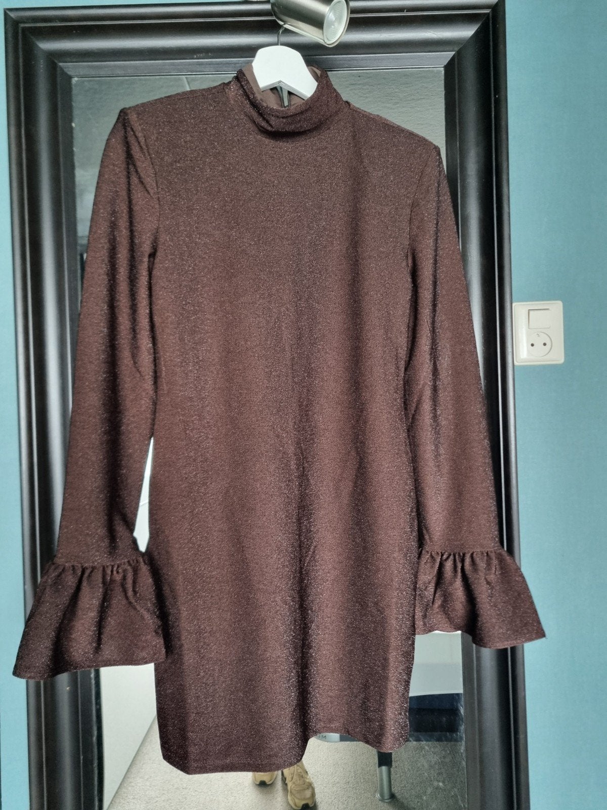 H&M Divided Bruine Glitter Jurk Maat M, Kleding | Dames, Maat 38/40 (M), Bruin, Nieuw, Ophalen of Verzenden