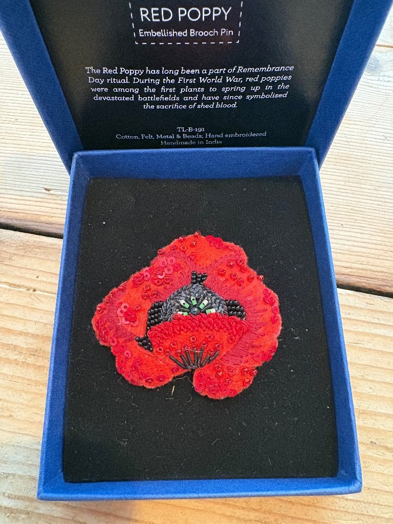Broche - trovelore, Ophalen of Verzenden, Zo goed als nieuw, Rood, Overige materialen