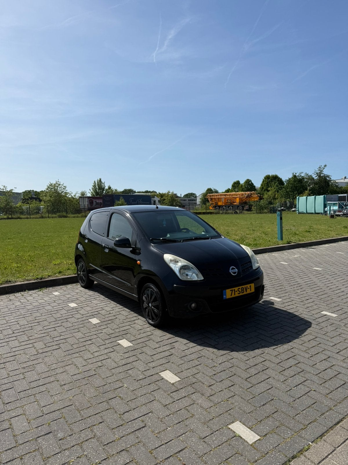 Nissan Pixo 1.0 50KW 5D 2011 Zwart