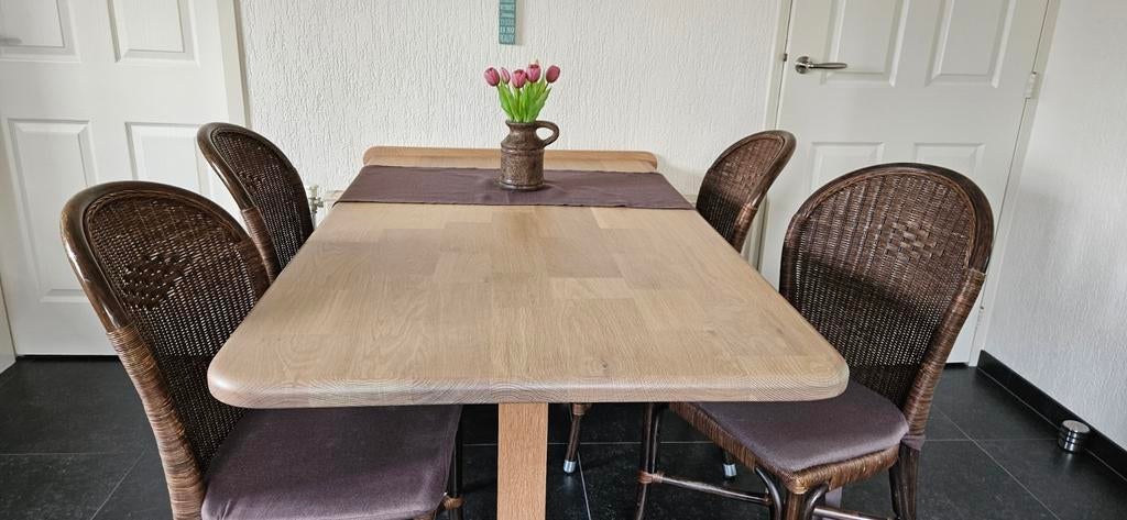 4 rotan (kunststof)stoelen, eetstoelen., Huis en Inrichting, Ophalen of Verzenden, Gebruikt, Bruin, Kunststof