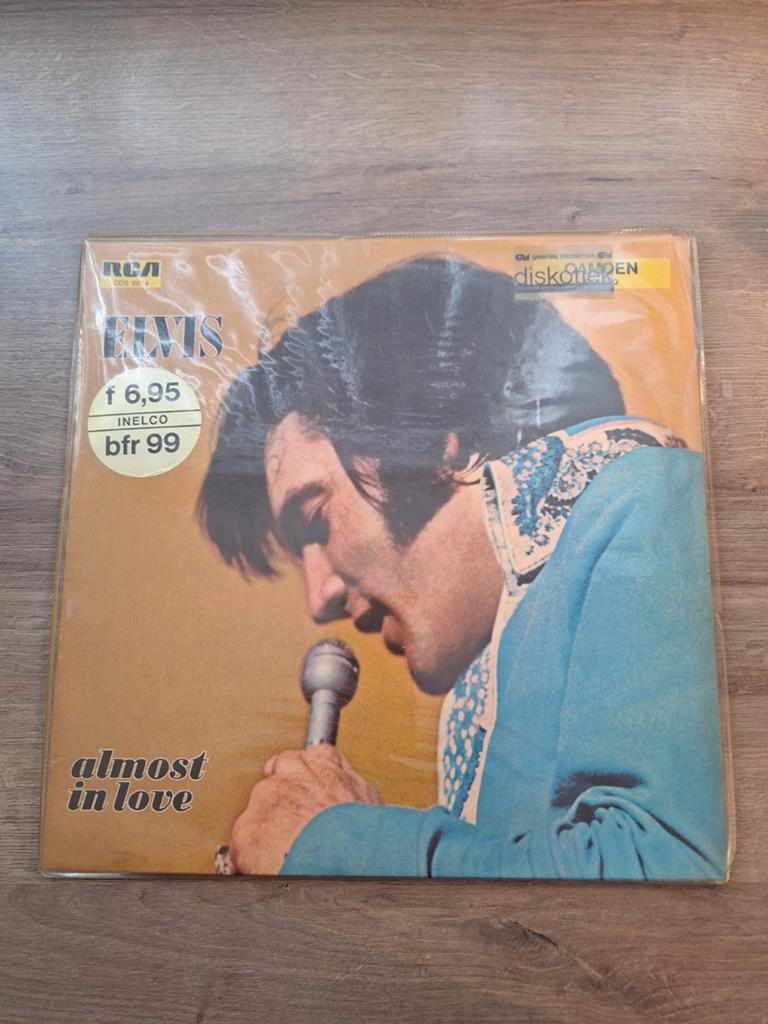 Elvis almost in love, Ophalen of Verzenden, Zo goed als nieuw, Overige formaten