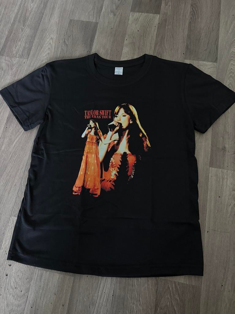 Taylor Swift The Eras Tour T-shirt Maat S Nieuw, Kleding | Dames, T-shirts, Zwart, Nieuw, Ophalen of Verzenden, Maat 36 (S)