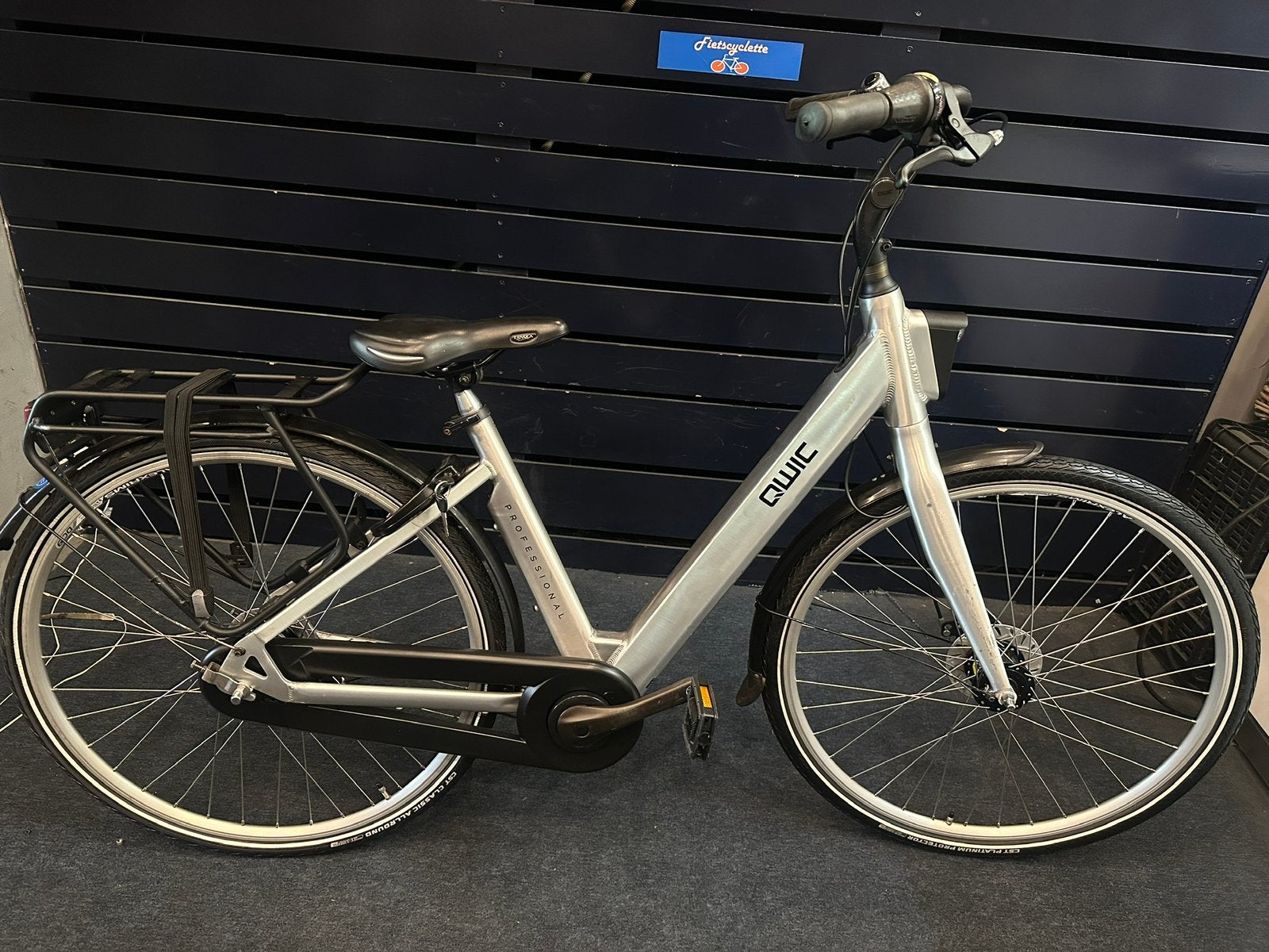 Net qwick N7 50cm 28 inch met garantie / gazelle batavus …, Versnellingen, Zo goed als nieuw, 50 tot 53 cm, Ophalen