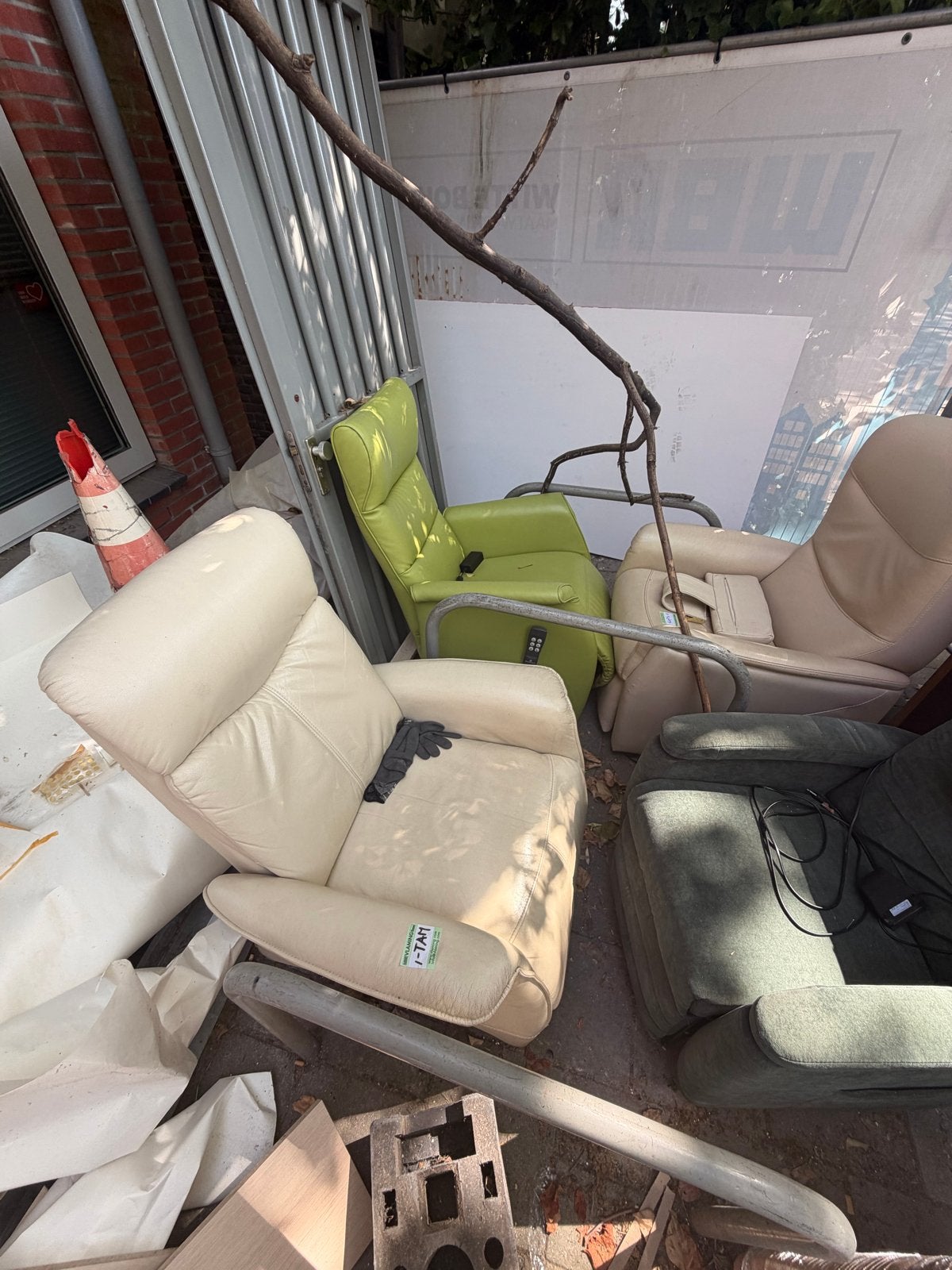 Mooie sta-op stoelen - bijna gratis ophalen, Ophalen, Gebruikt, Stof, 75 tot 100 cm