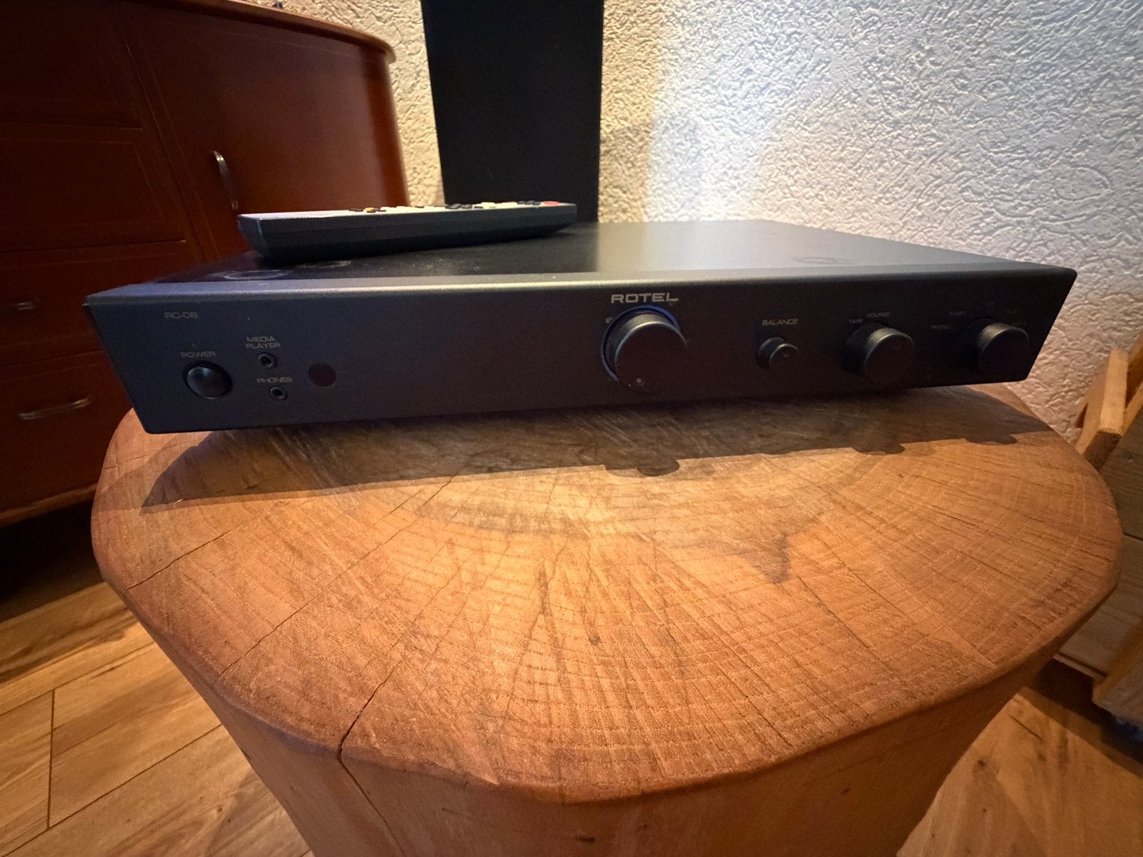 Rotel RC 06 voorversterker, Audio, Tv en Foto, Versterkers en Receivers, Gebruikt, Ophalen, Overige merken, Minder dan 60 watt