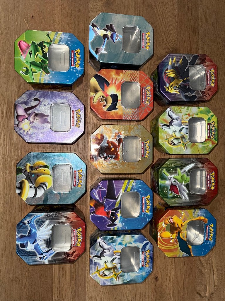 Pokemon tins, Hobby en Vrije tijd, Ophalen, Zo goed als nieuw, Overige typen