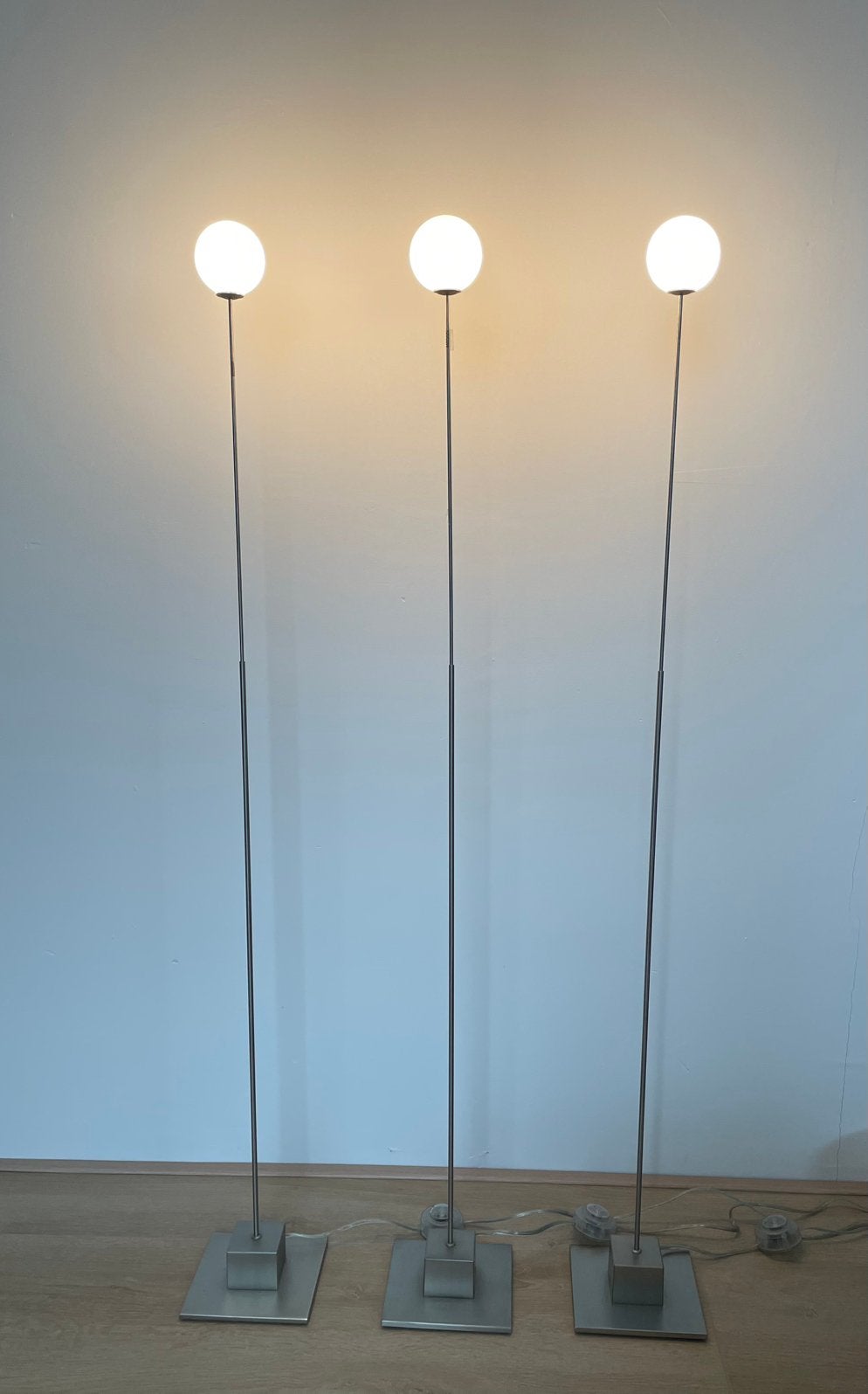 Bijenkorf Home designer vloerlampen 2x, Ophalen, 100 tot 150 cm, Zo goed als nieuw, Metaal