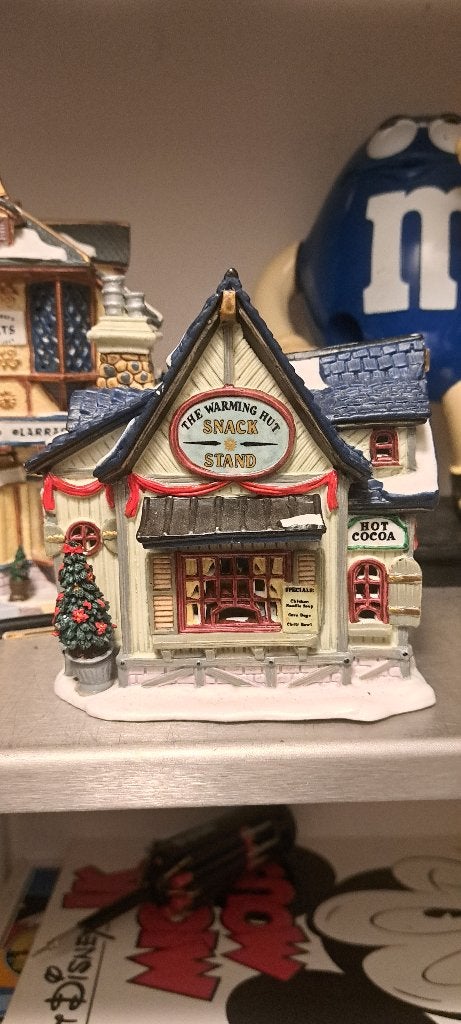 Lemax The warming hut snack stand (Z246-133)  retired, Diversen, Kerst, Ophalen of Verzenden, Zo goed als nieuw