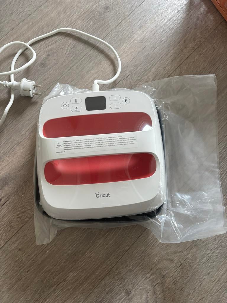 Cricut EasyPress - Nieuw in plastic, Ophalen, Nieuw, Kunststof, Machine