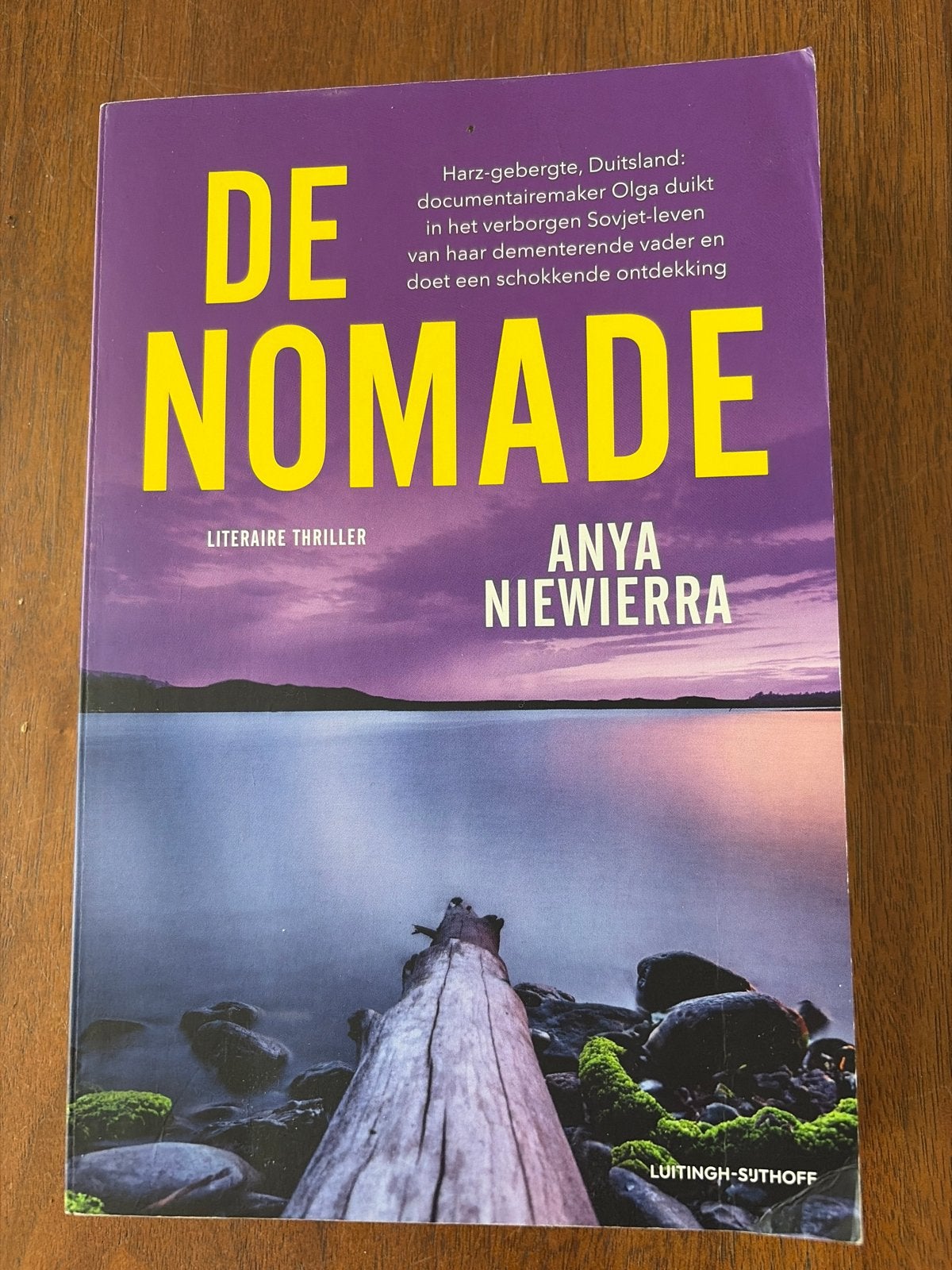 De Nomade - Anya Niewierra (Bestseller, zo goed als nieuw), Boeken, Ophalen, Zo goed als nieuw