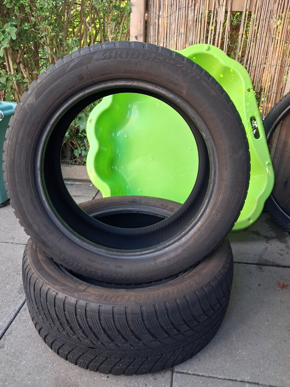 Winterbanden Bridgestone 225 50 R17, Ophalen, Gebruikt
