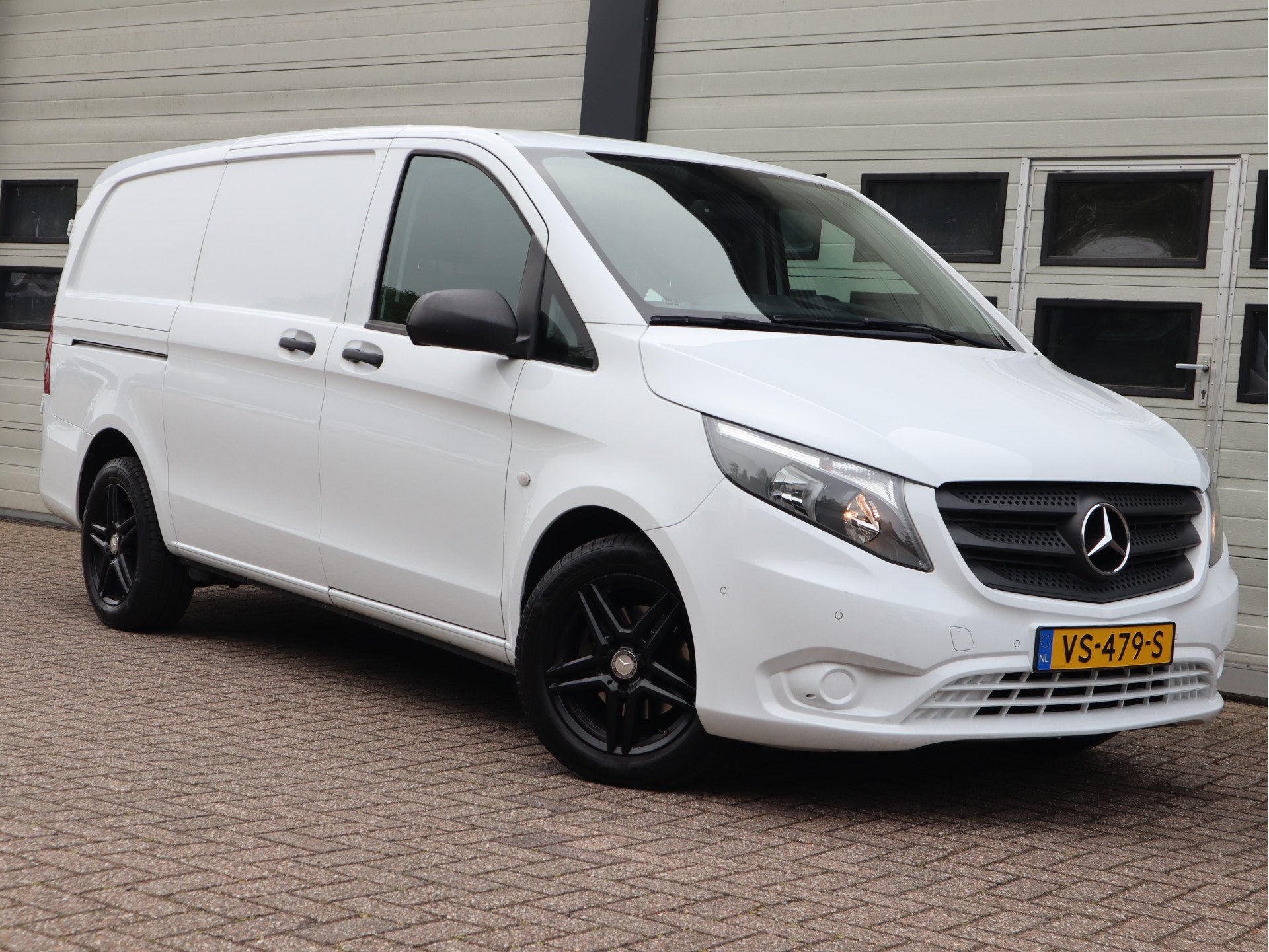 Mercedes-Benz Vito 116 CDI Automaat Lang L2 - Trekhaak - Nav, Auto's, Bestelauto's, Automaat, Euro 5, Gebruikt, 4 cilinders