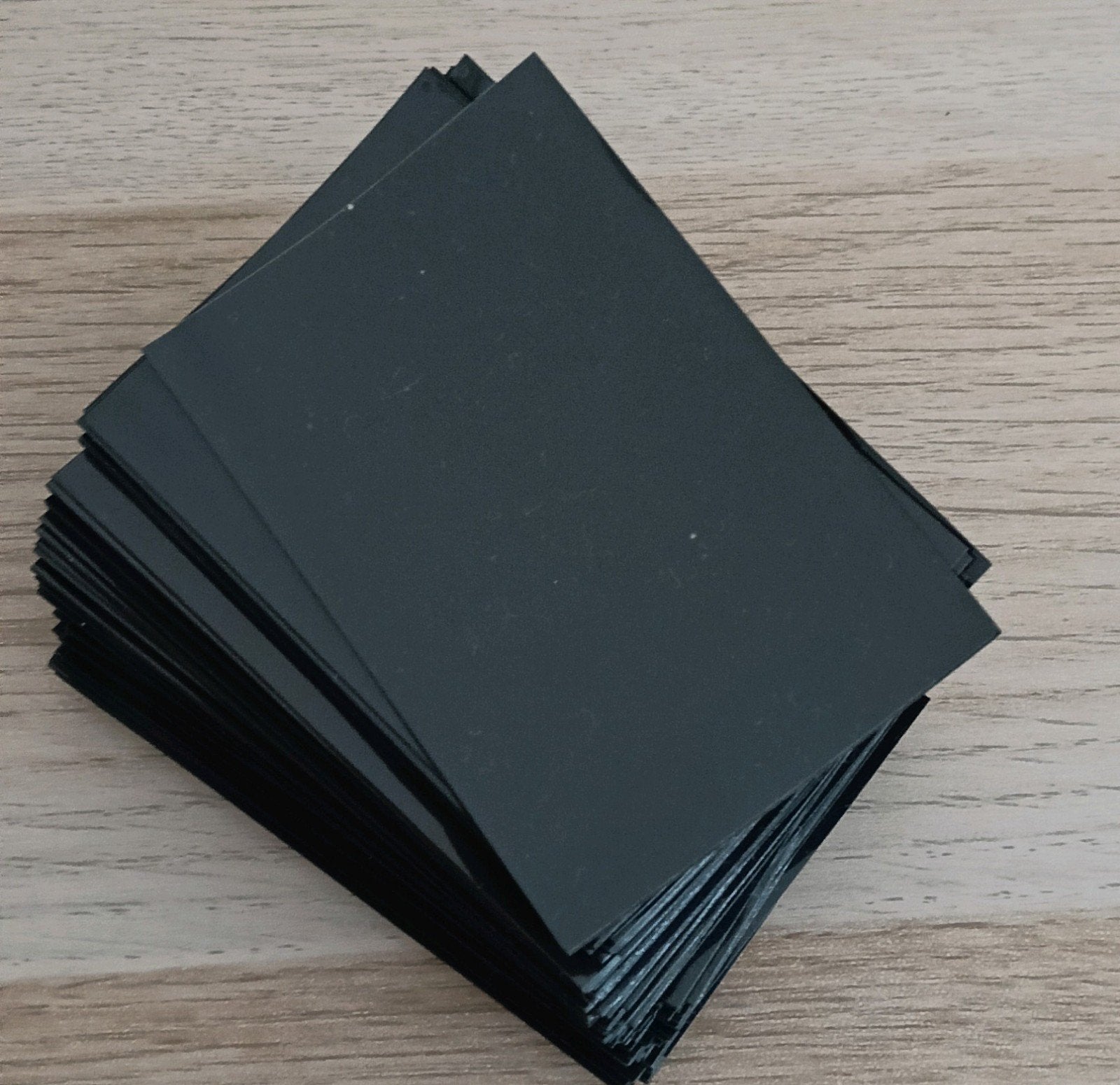 kpop sleeves zwart ~ 128 stuks, Ophalen of Verzenden, Zo goed als nieuw, Foto of Kaart