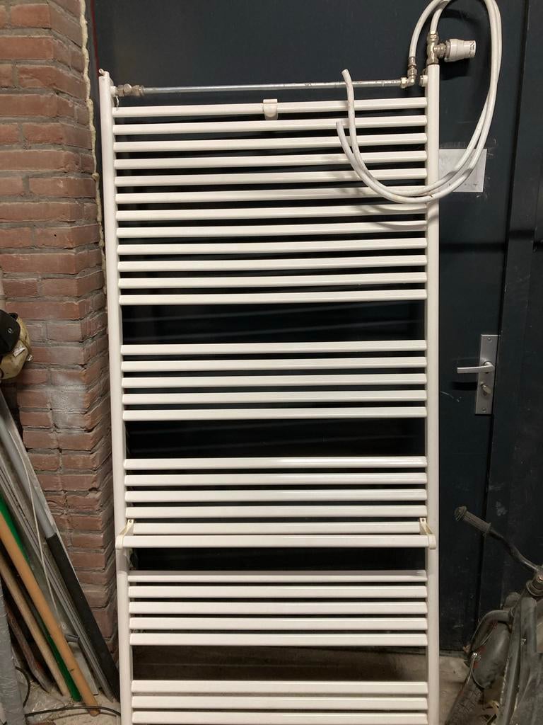 Witte handdoekradiator, gebruikt, Ophalen, Radiator, 60 tot 150 cm, 80 cm of meer