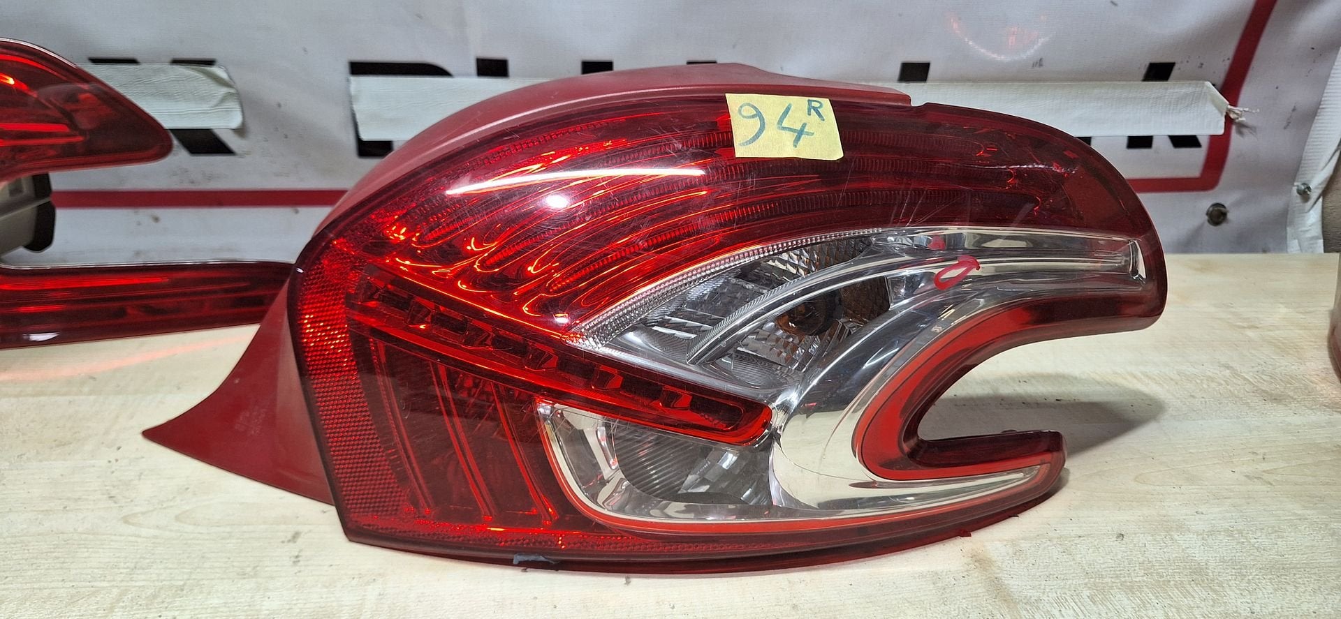 Peugeot 208 I achter-/achterlichten, -, -, Nieuw, Ophalen of Verzenden