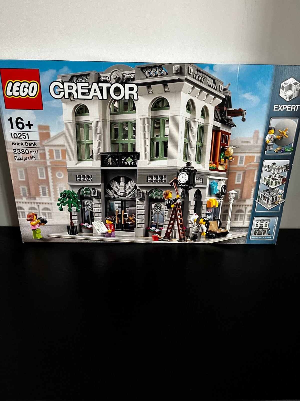 LEGO Creator Expert 10251 Brick Bank - Nieuw in doos, Lego, Nieuw, Ophalen of Verzenden, Ongeopend/sealed