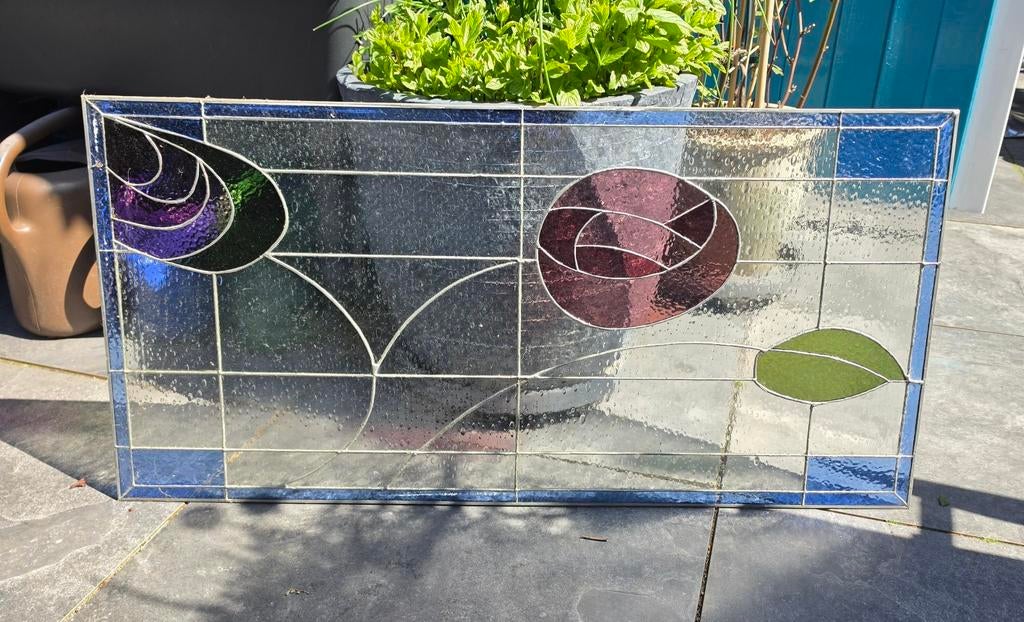 Prachtig glas-in-lood paneel met bloemmotief 94x46 cm, Ophalen