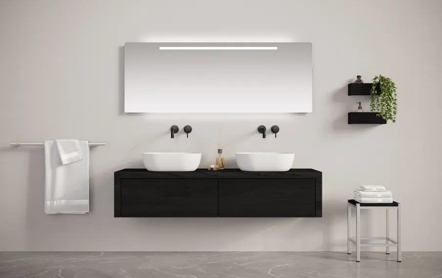 Te koop M-Line badkamerspiegel met LED tip touch bediening., Huis en Inrichting, Badkamer | Badkamermeubels, Ophalen, 50 tot 100 cm