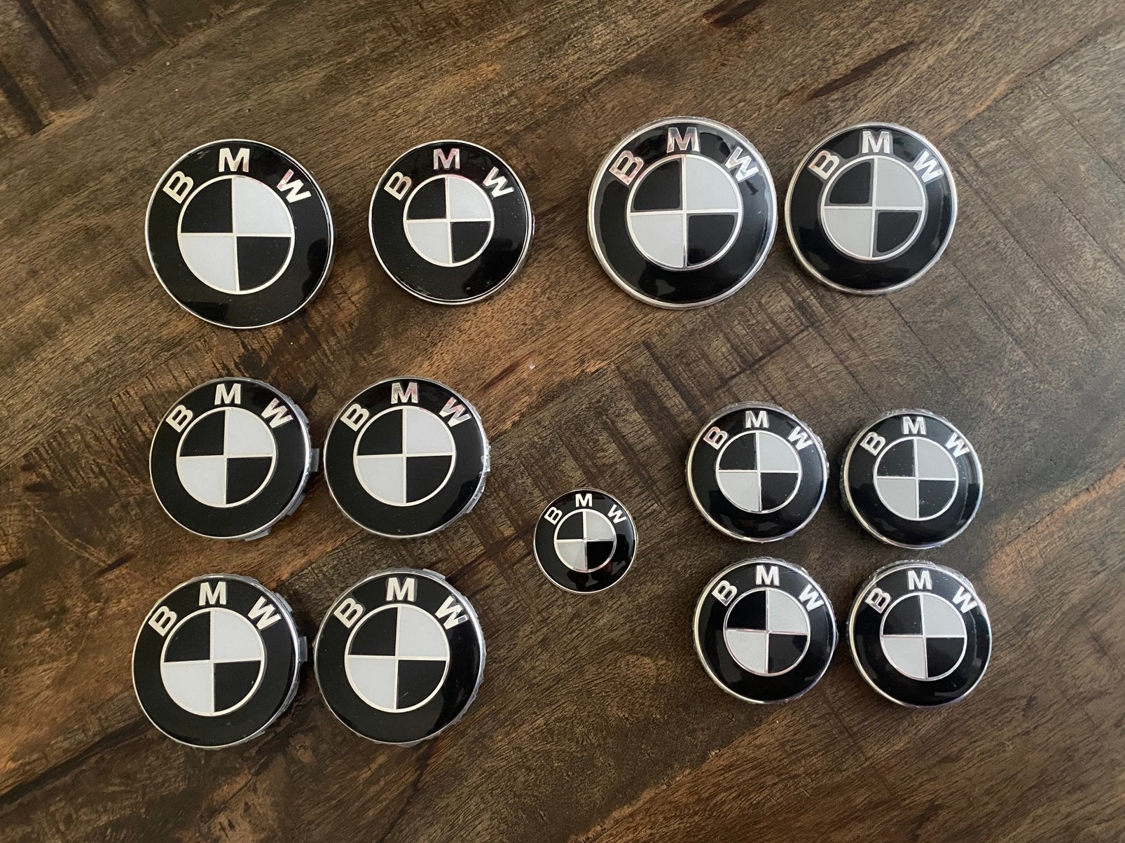 Zwart-wit BMW emblemen 45mm stuur, 56/68mm velg & 74 of 82mm, Ophalen, Nieuw, BMW