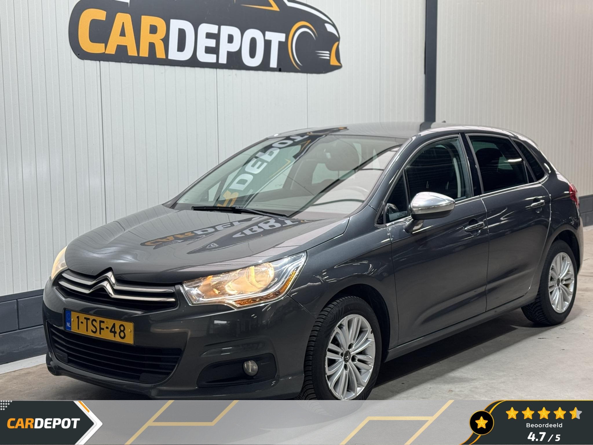 Citroen C4 1.2 PureTech Exclusive, Euro 6, 1199 cc, Leder en Stof, Origineel Nederlands