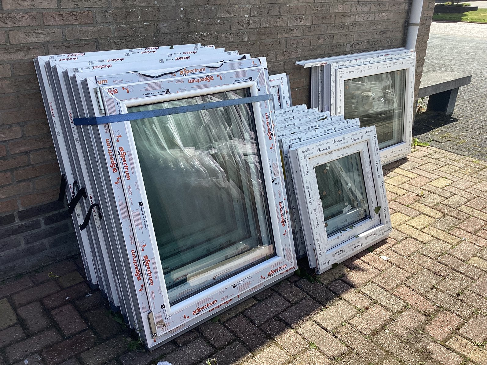 Kunststof kozijnen. Div maten en prijzen. Nieuw. Voorraad, Kunststof, Raamkozijn, Nieuw, Inclusief glas