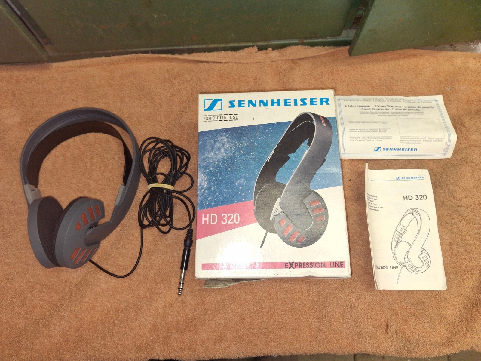 Sennheiser hoofdtelefoon, HD-320, Ophalen, Zo goed als nieuw, Sennheiser