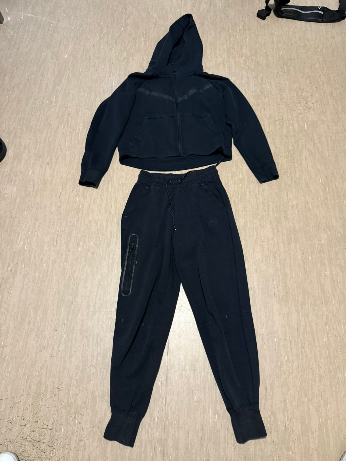 Nike tech pak dames maat xs, Ophalen of Verzenden, Zo goed als nieuw, Maat 34 (XS) of kleiner, Zwart