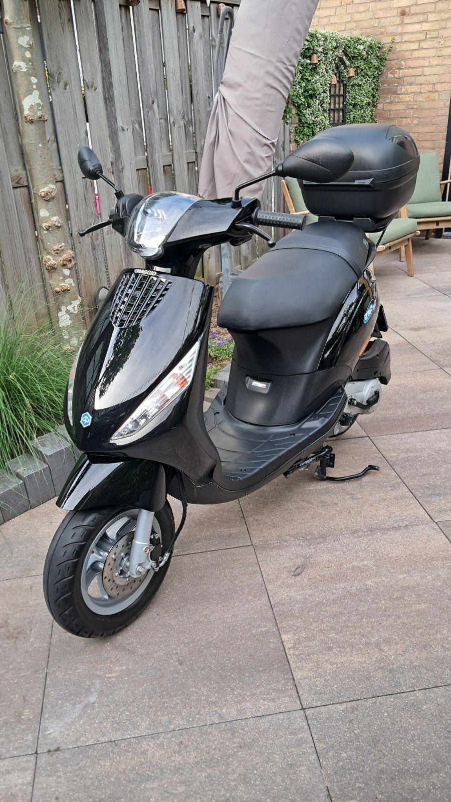 piaggio zip, Ophalen, Zo goed als nieuw, Benzine, Zip