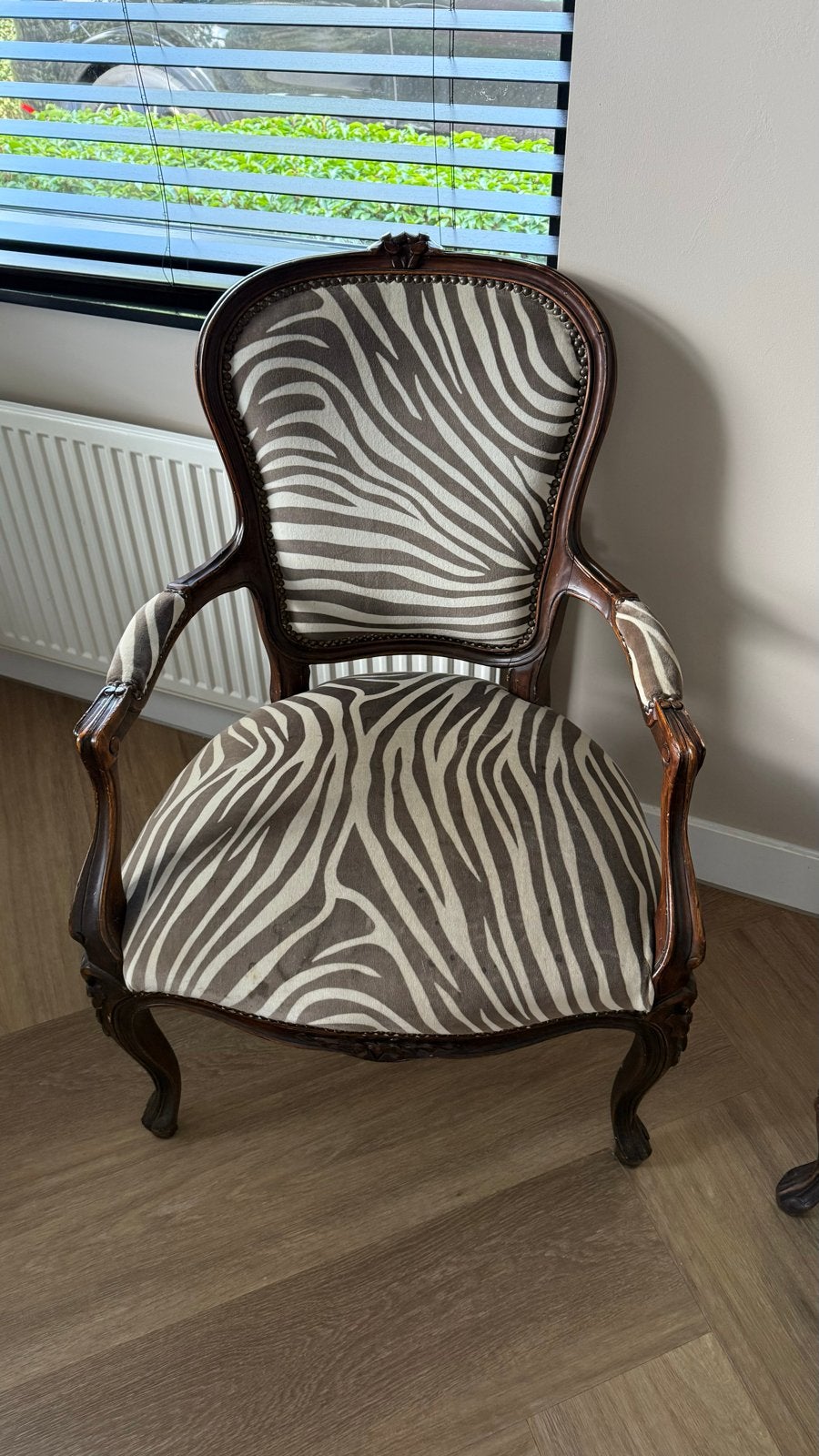Antieke fauteuil met zebraprint bekleding, Ophalen
