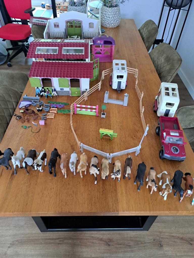 Heel veel Schleich, geen losse verkoop, Ophalen, Gebruikt