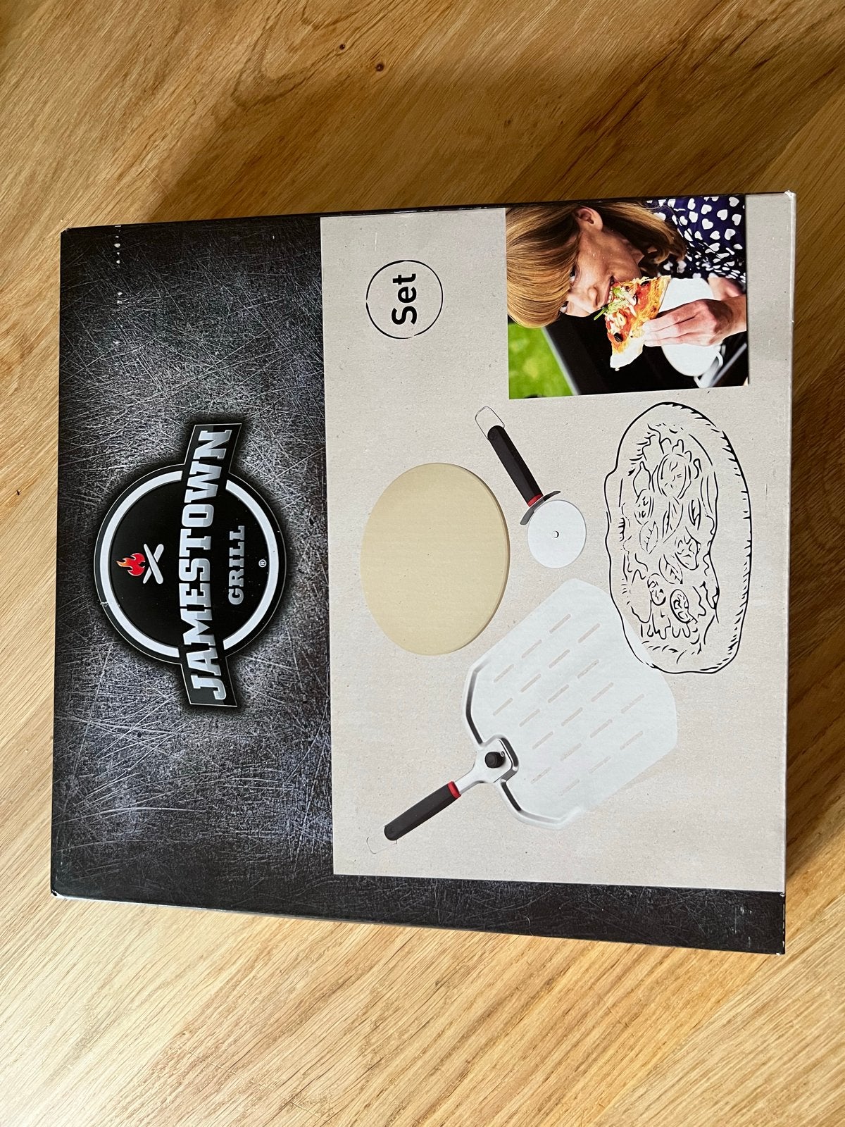 Nieuwe Jamestown Pizza kit: steen, schep, roller, Ophalen of Verzenden, Nieuw