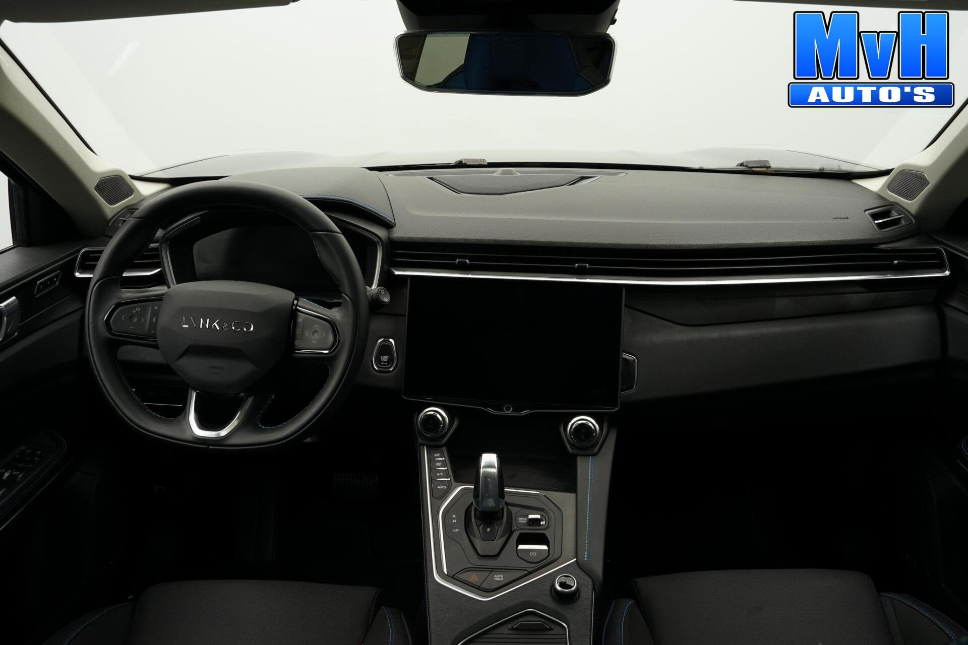 Lynk & Co 01 1.5 PHEV|FULL BLACK|360°CAM|PANO|262PK|SOH95%, Stof, Automatische klimaatregeling, Zwart, Plug-in hybride