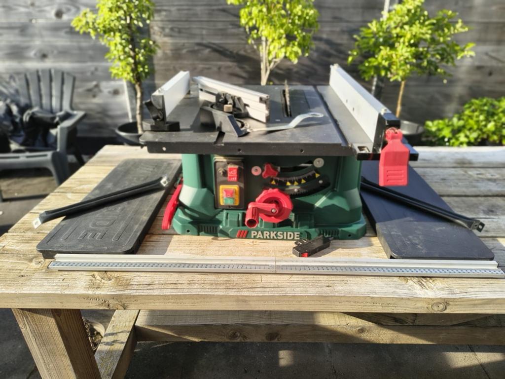 Parkside Tafelcirkelzaag - Compact en Krachtig, Ophalen, Gebruikt, Cirkelzaag, 600 tot 1200 watt