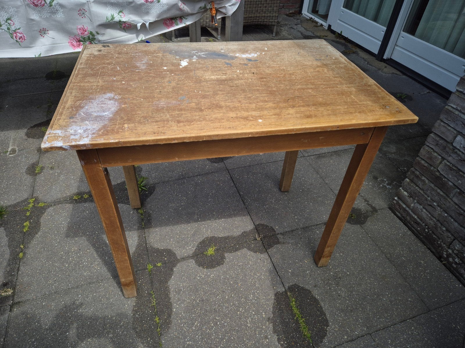 Gratis af te halen.  Houten tafel 60x90 cm, Huis en Inrichting, Tafels | Eettafels, Ophalen, Gebruikt, 50 tot 100 cm, Tot twee personen
