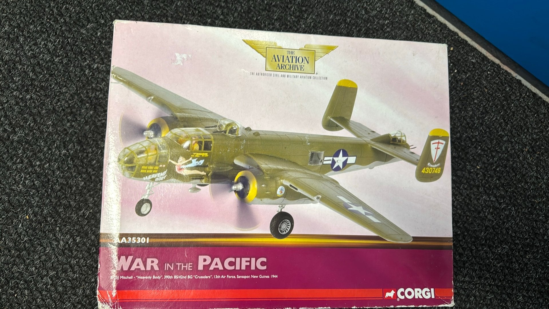 Corgi 1:72 B-25J Mitchell Diecast Heavenly Body AA35301, Ophalen of Verzenden, Zo goed als nieuw, Schaalmodel